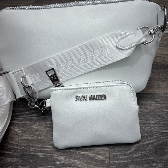Steve Madden Plus Size White Cross Body/Fanny Pack w/ Coin Purse – NWOT - Picture 2 of 6